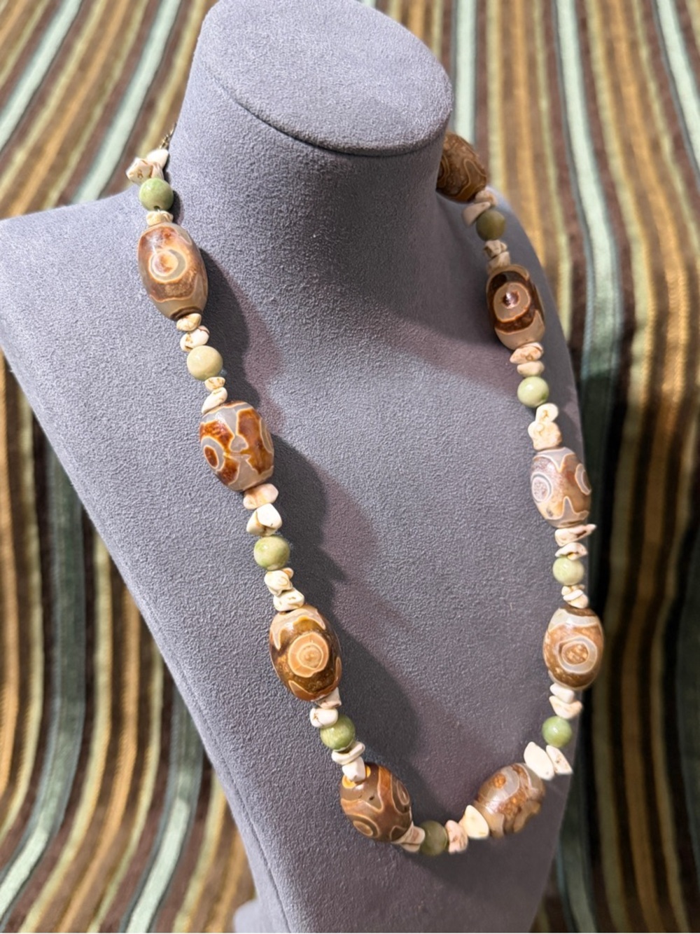 Handcrafted Brown and Green Beaded Statement Tribal Necklace & Bronze chain☑️ - Picture 2 of 8
